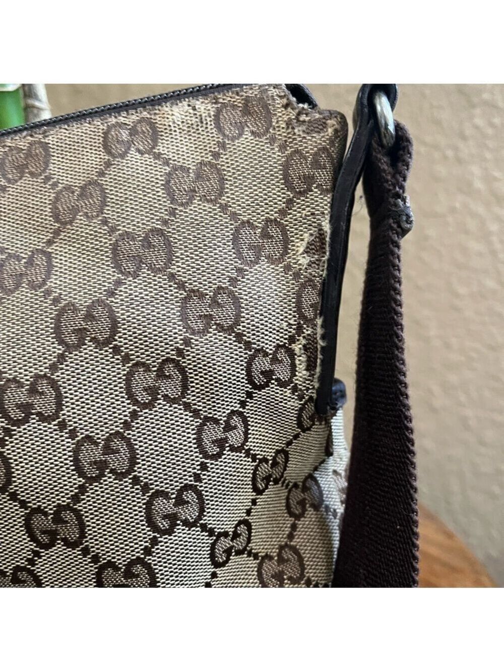 GUCCI MONOGRAM BROWN MESSENGER SLING BAG - Picture 7 of 16